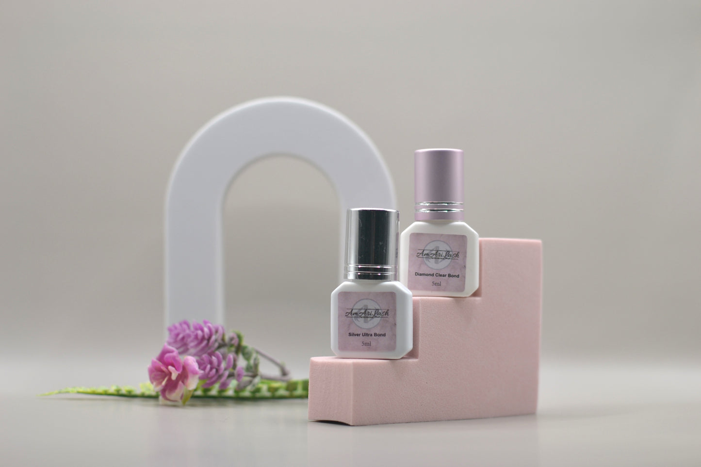 Lash Adhesive Glow Duo